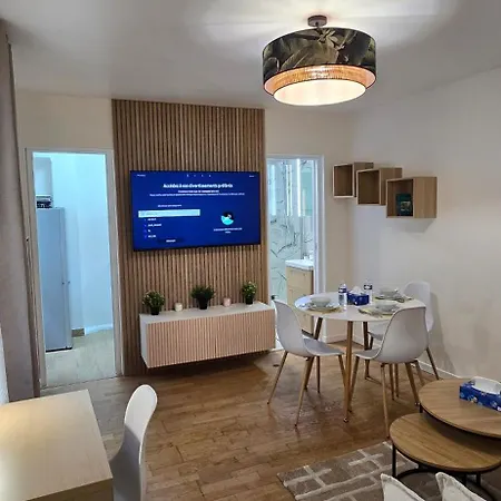 D'architecte En Plein Coeur De 7eme Arrondissement アパート *