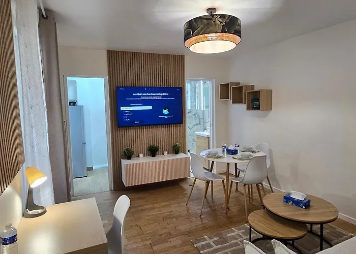 D'architecte En Plein Coeur De 7eme Arrondissement Apartmán *